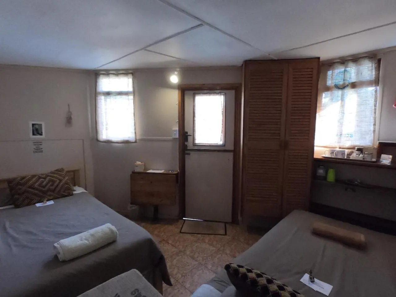 Leo'S Den Bed and Breakfast Fish Hoek